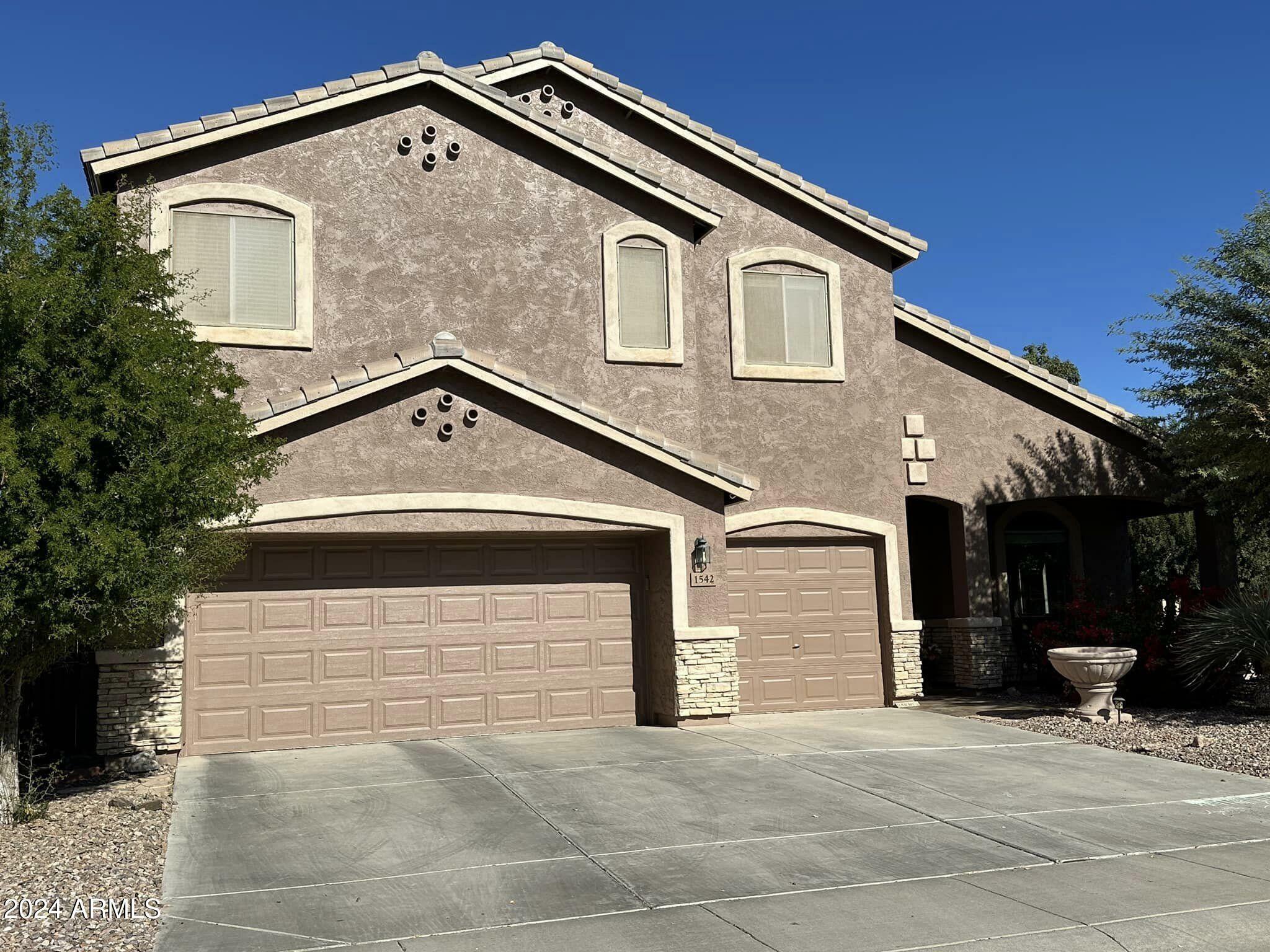 Property Photo:  1542 E Chaparral Place  AZ 85122 