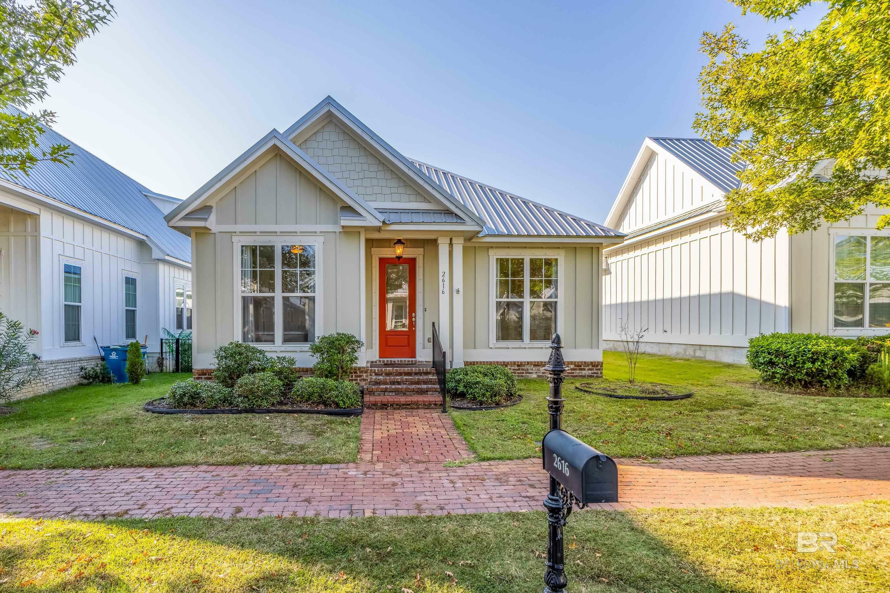 Property Photo:  2616 Arcadia Street  AL 36542 