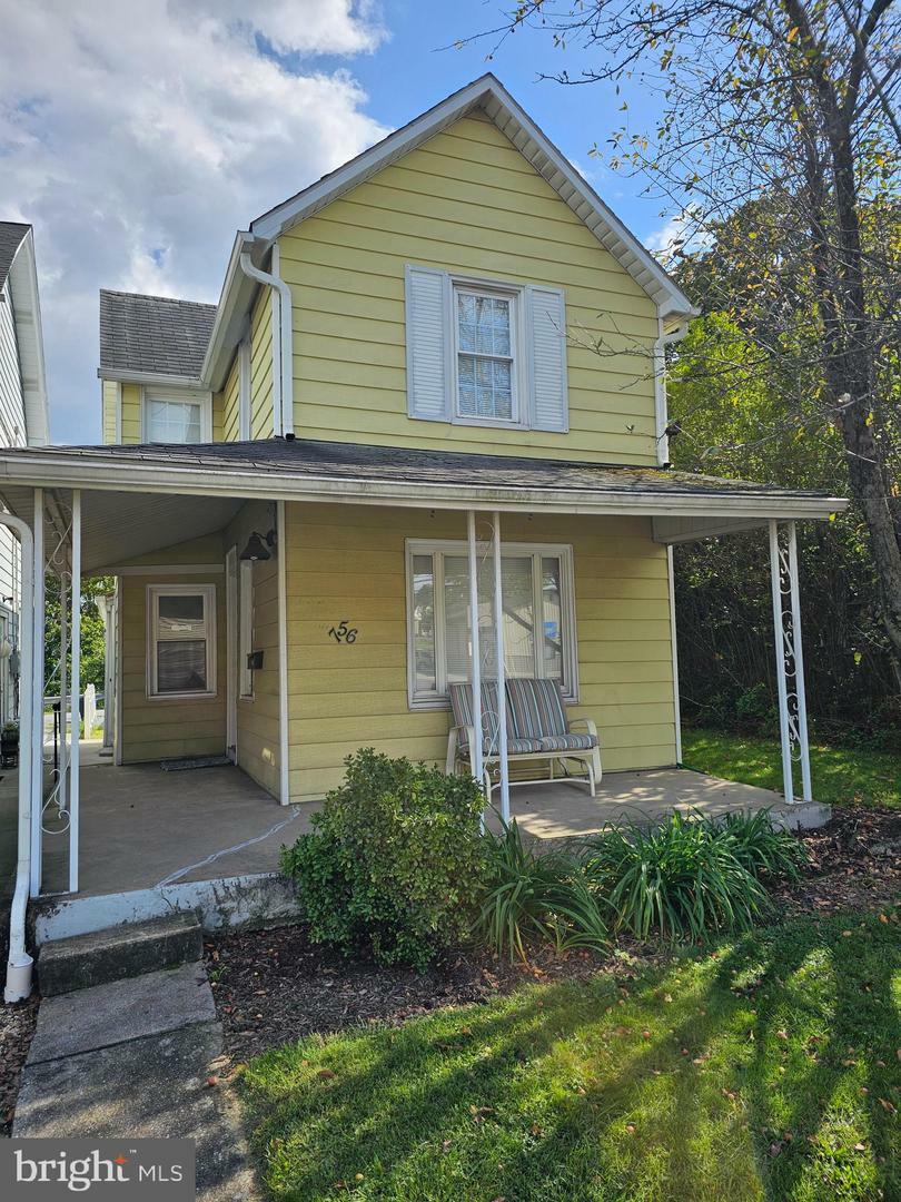 Property Photo:  756 State Street  PA 17043 