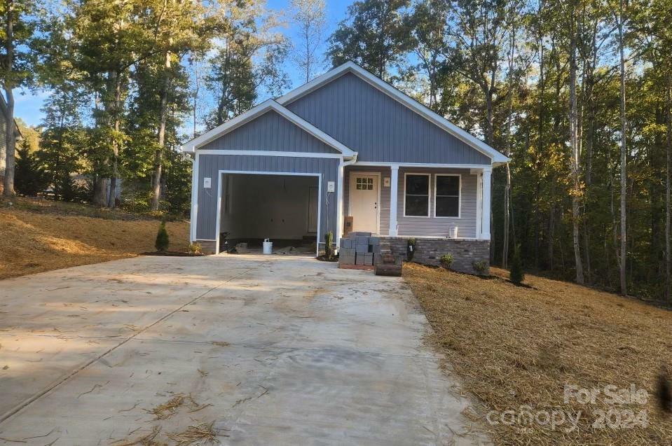 Property Photo:  1782 Creekstone Court  NC 28092 