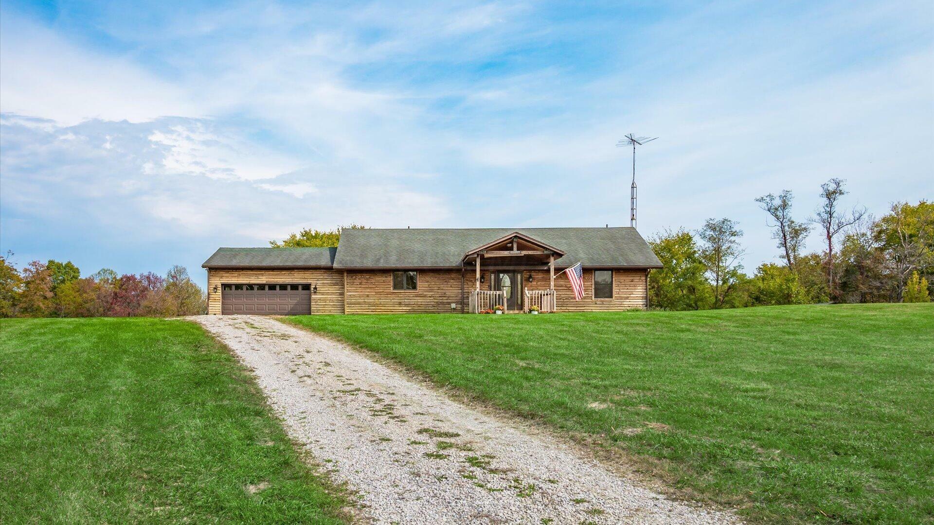 Property Photo:  18277 Brushy Fork Road SE  OH 43056 