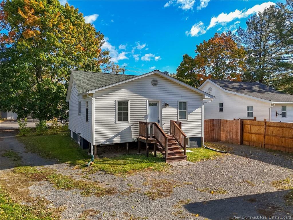 Property Photo:  578 Maclaren Avenue  NB E3A 3K8 