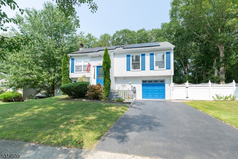 Property Photo:  29 Aspen Cir  NJ 08005 