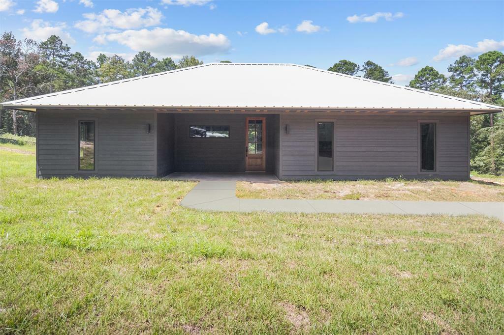 Property Photo:  301 Harborview Drive  TX 75964 