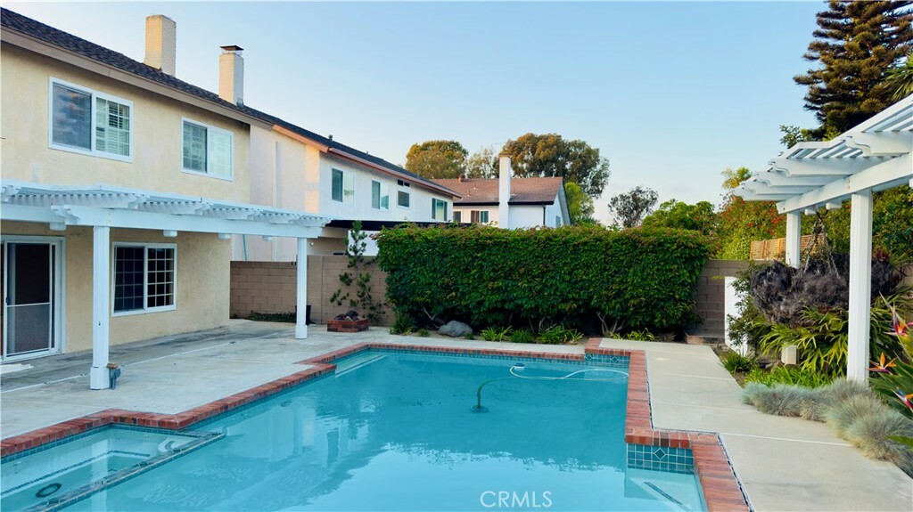 Property Photo:  18952 Crimson Circle  CA 92646 