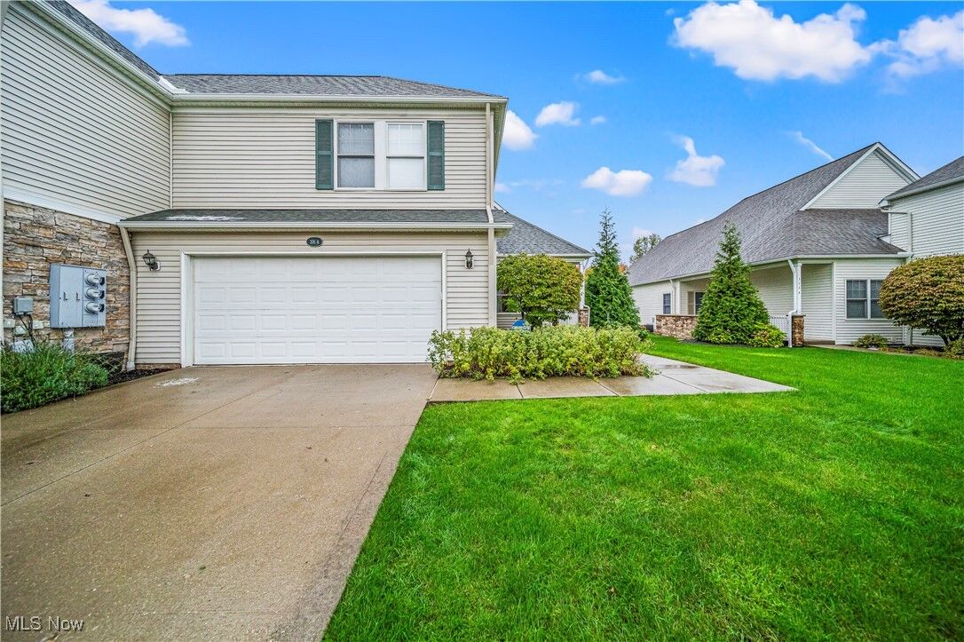 Property Photo:  316 W Legend Court A  OH 44143 