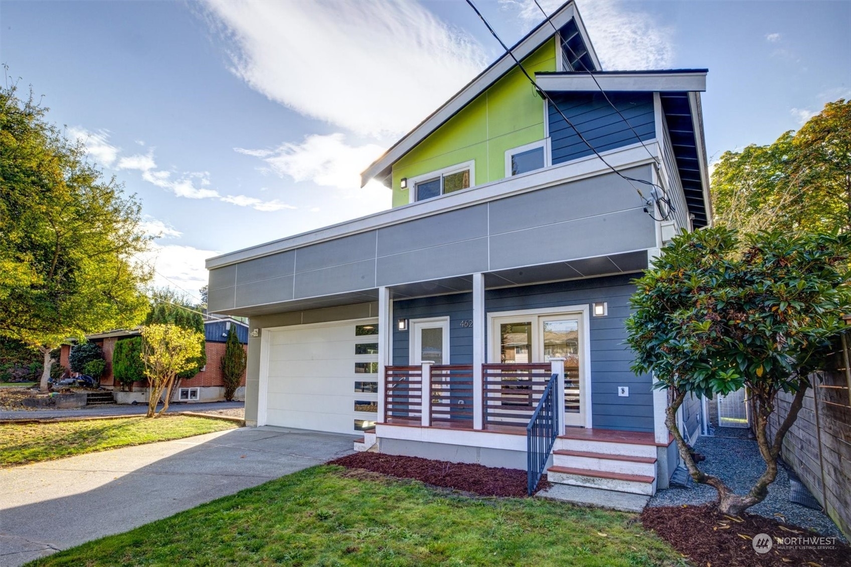 Property Photo:  4625 S Frontenac Street  WA 98118 