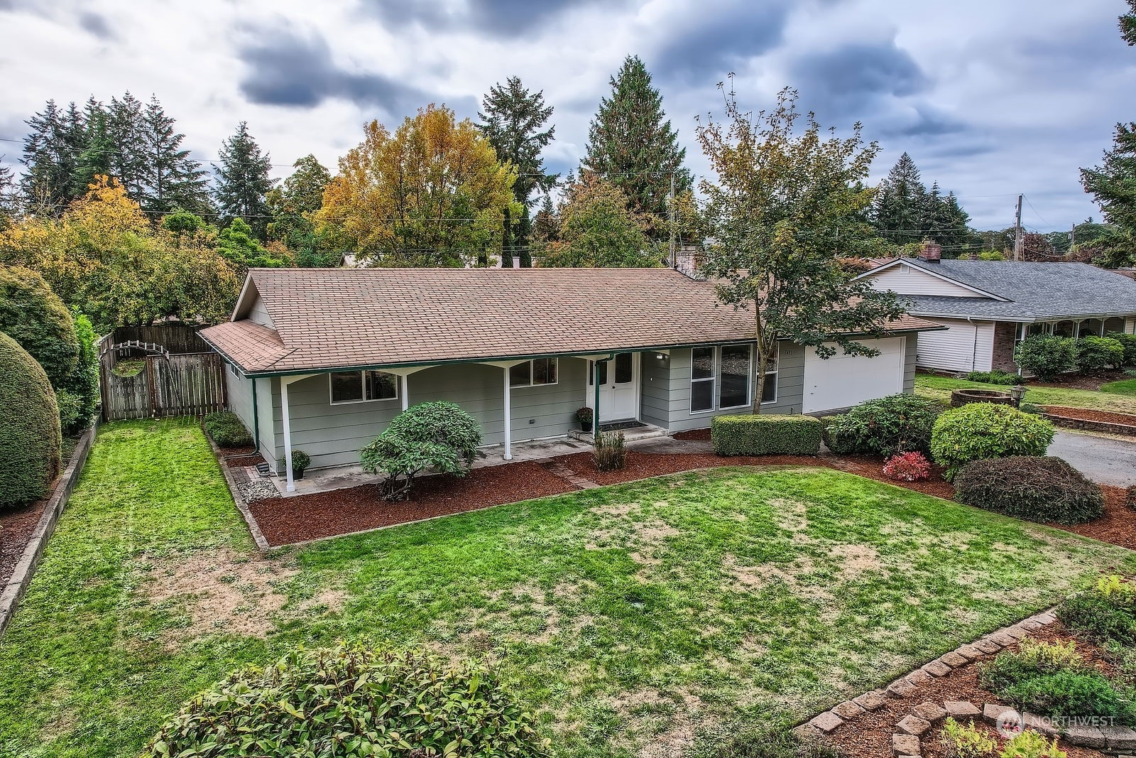 7631  Emerald Drive SW  Lakewood WA 98498 photo