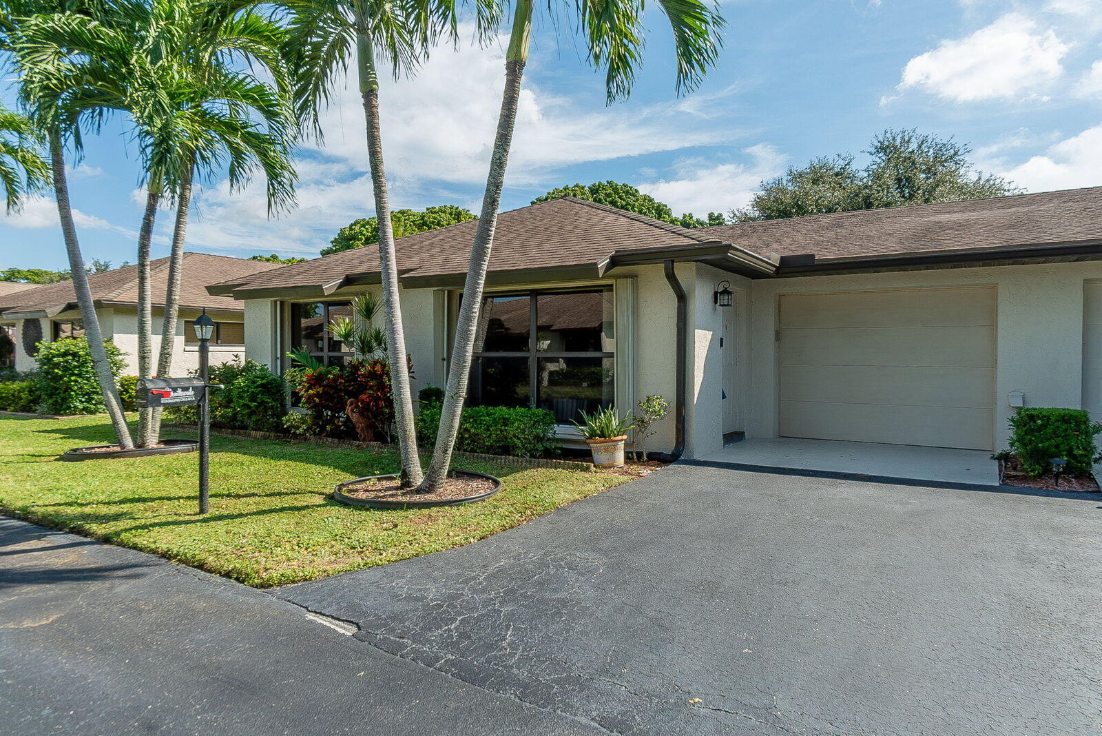 Property Photo:  4724 Greentree Circle A  FL 33436 