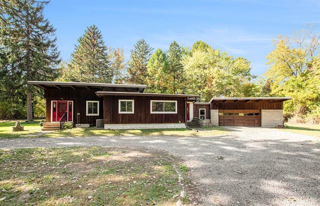 Property Photo:  5831 Browntown Road  MI 49125 