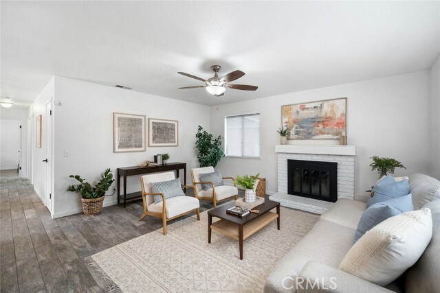 Property Photo:  1721 Mentone Avenue  CA 93433 