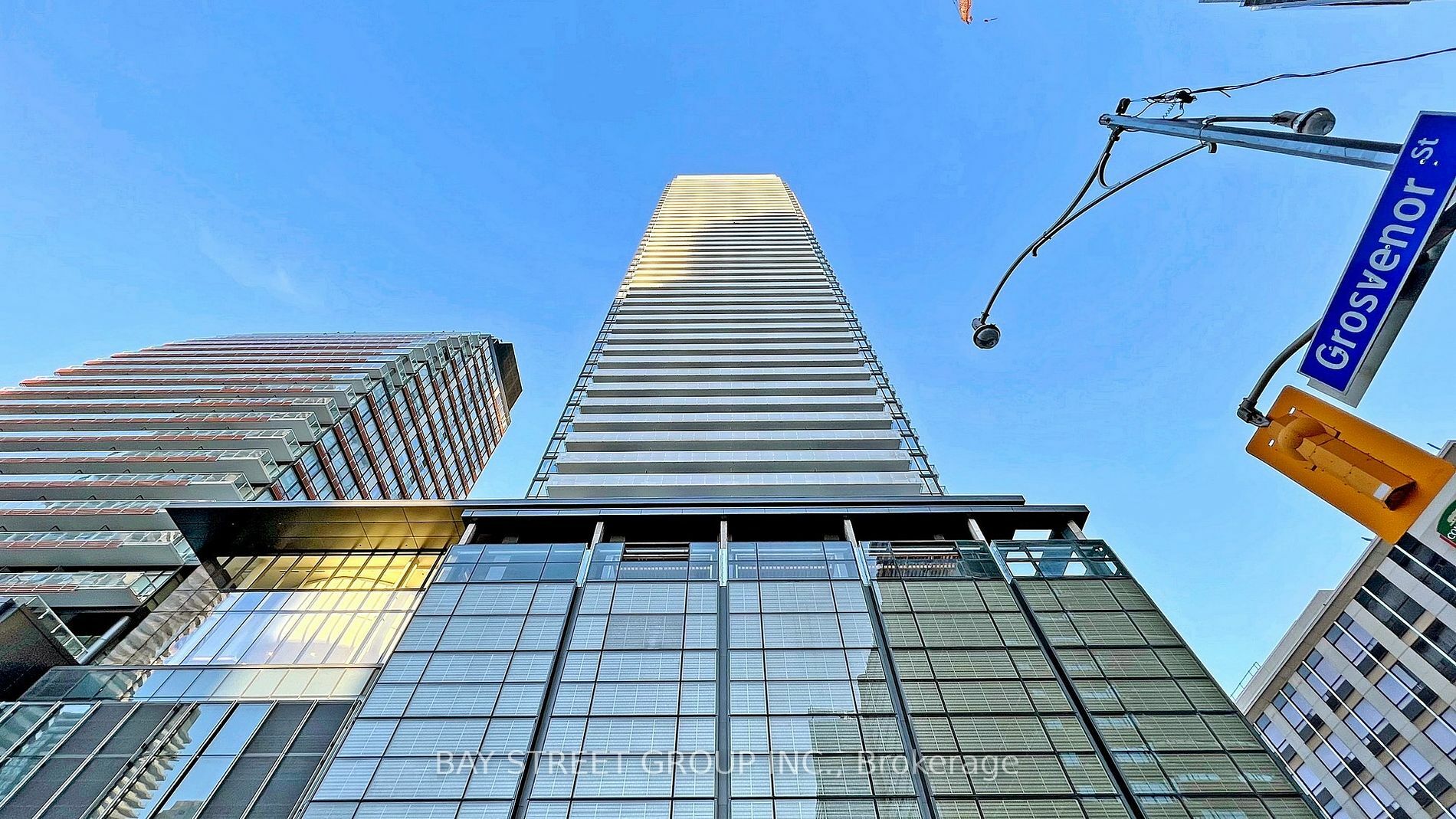 Property Photo:  501 Yonge St 4104  ON M4Y 0G8 