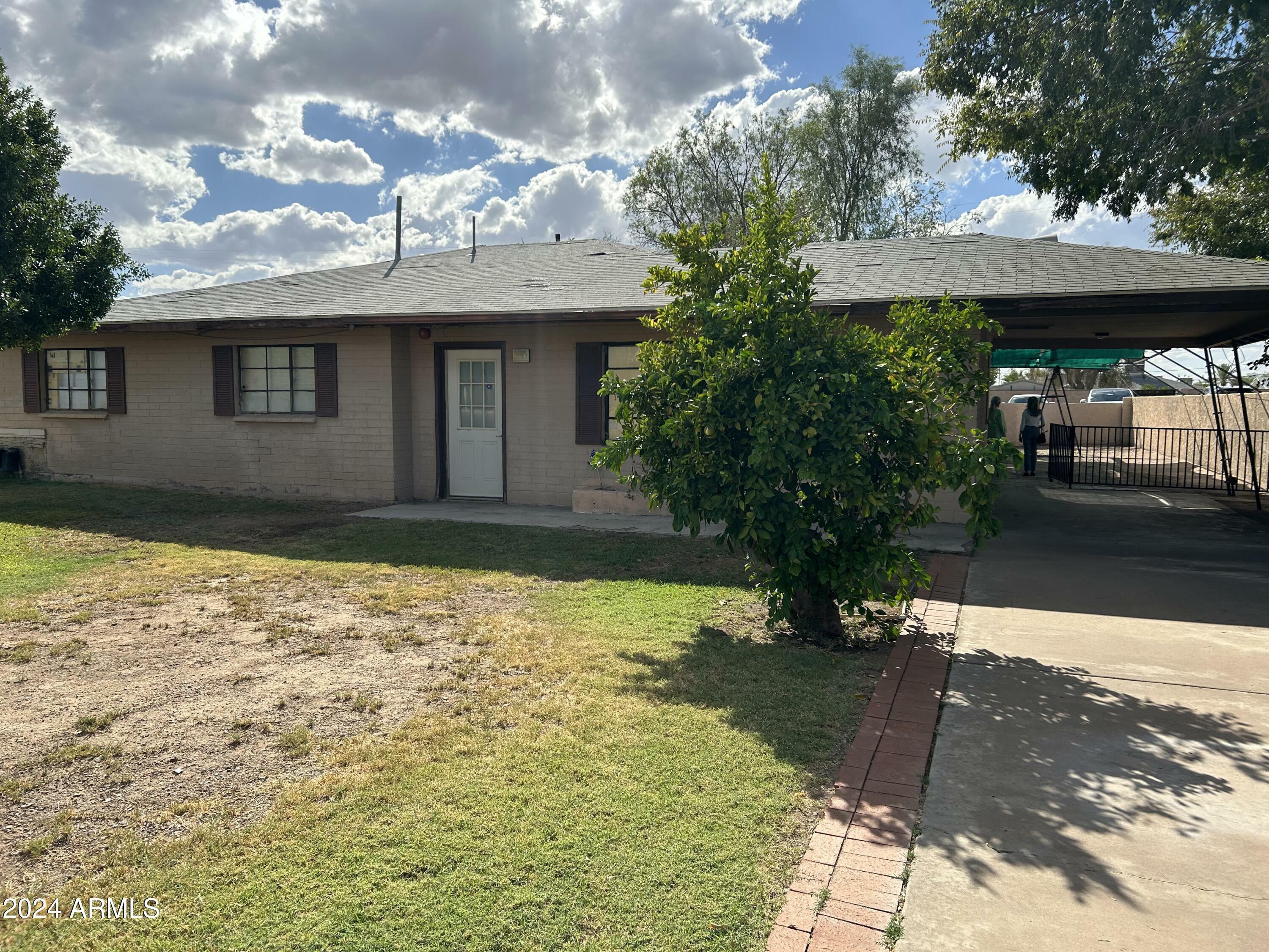 Property Photo:  8818 N 12th Street  AZ 85020 