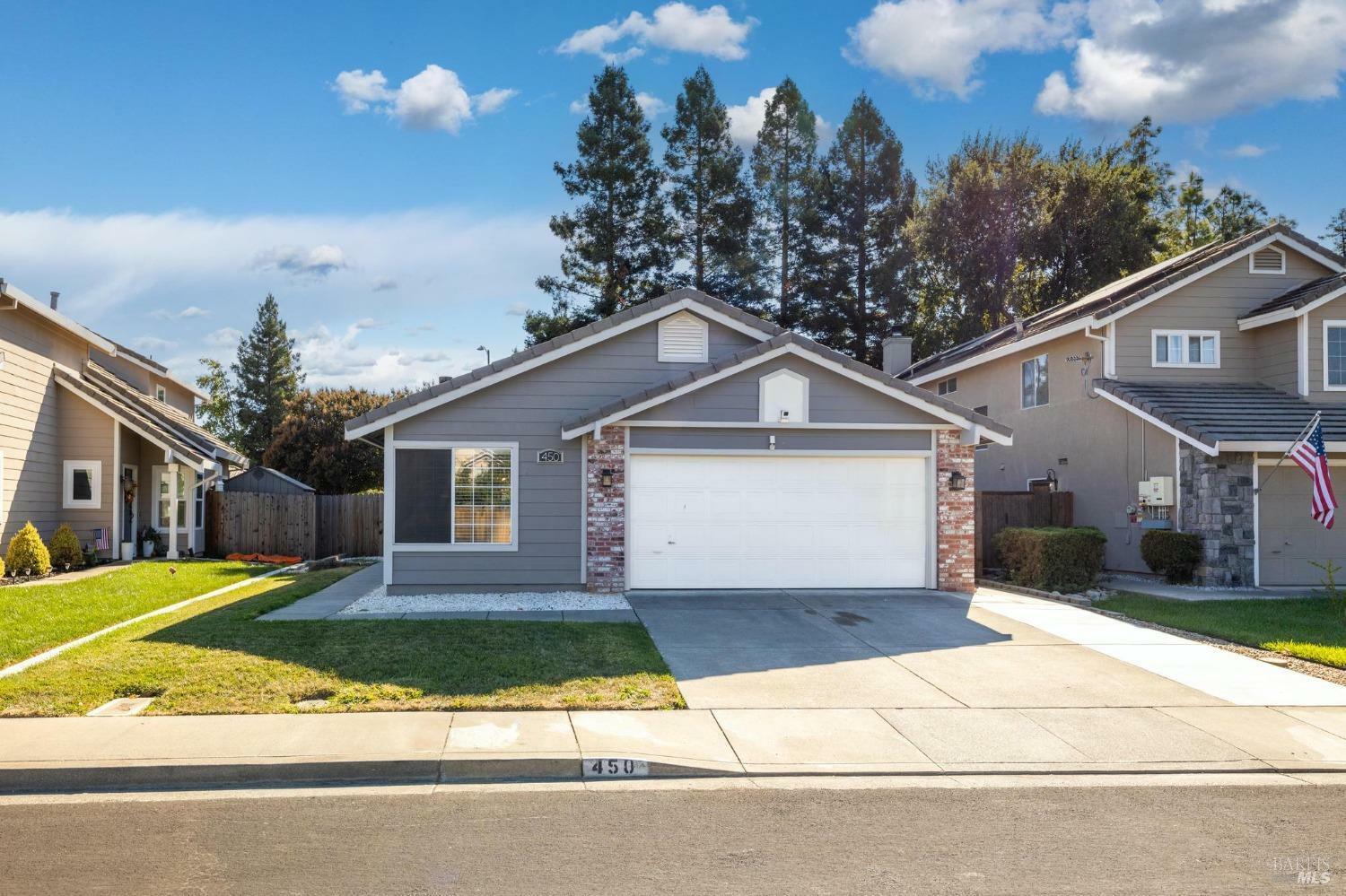 Property Photo:  450 Bradley Court  CA 95687 