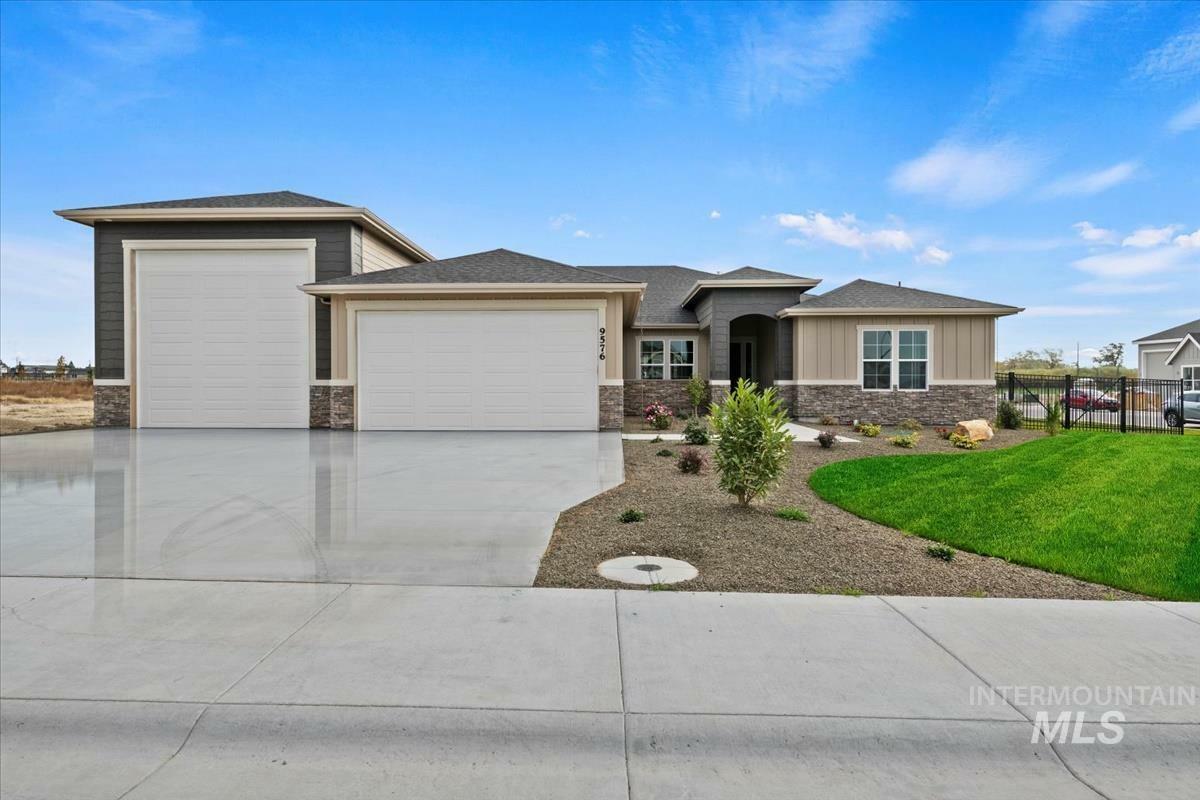 9576 S Coopers Hawk Way  Nampa ID 83686 photo