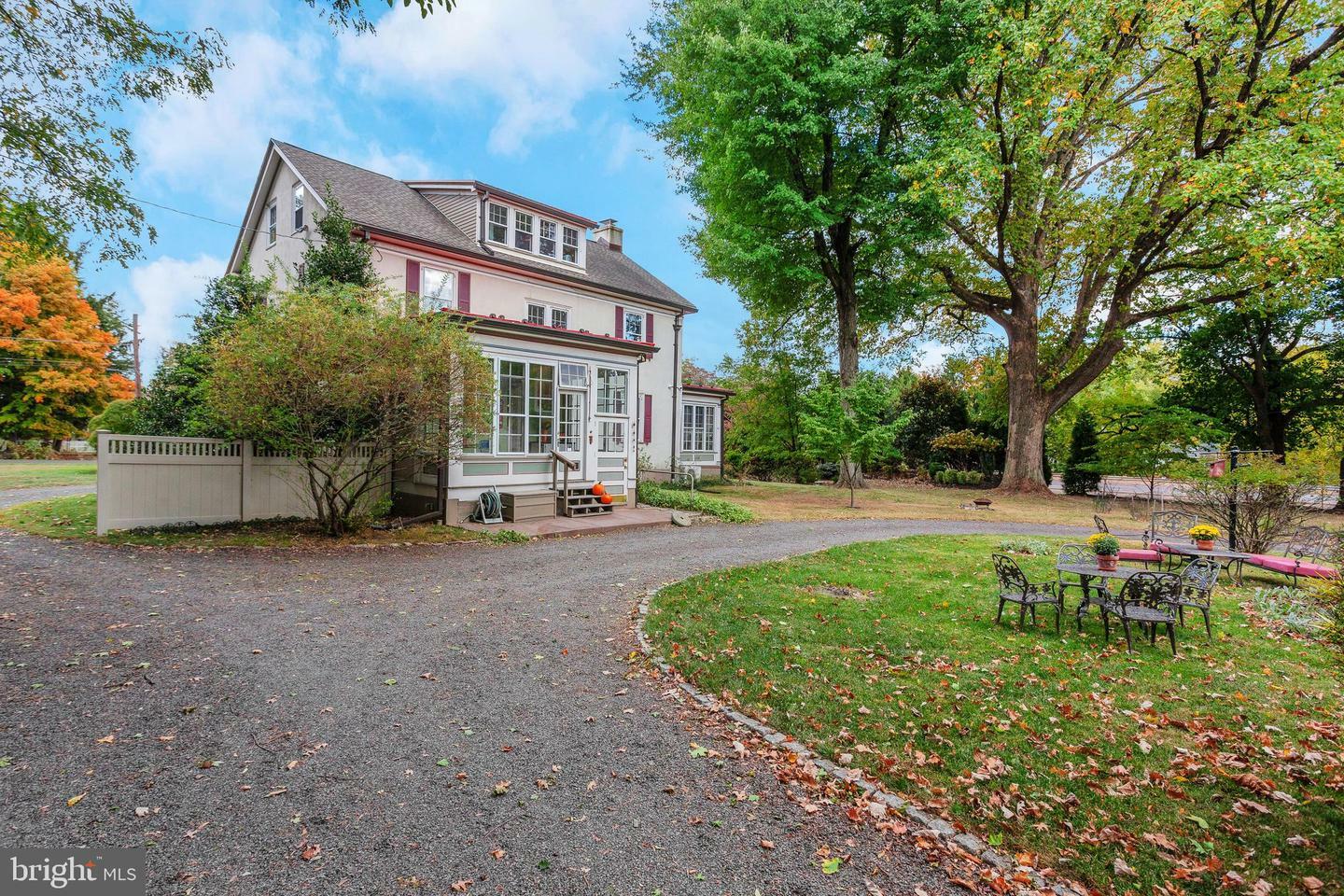 Property Photo:  406 Station Avenue  PA 19047 