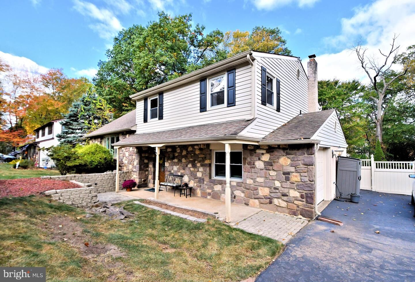 Property Photo:  85 Fawn Drive  PA 18966 