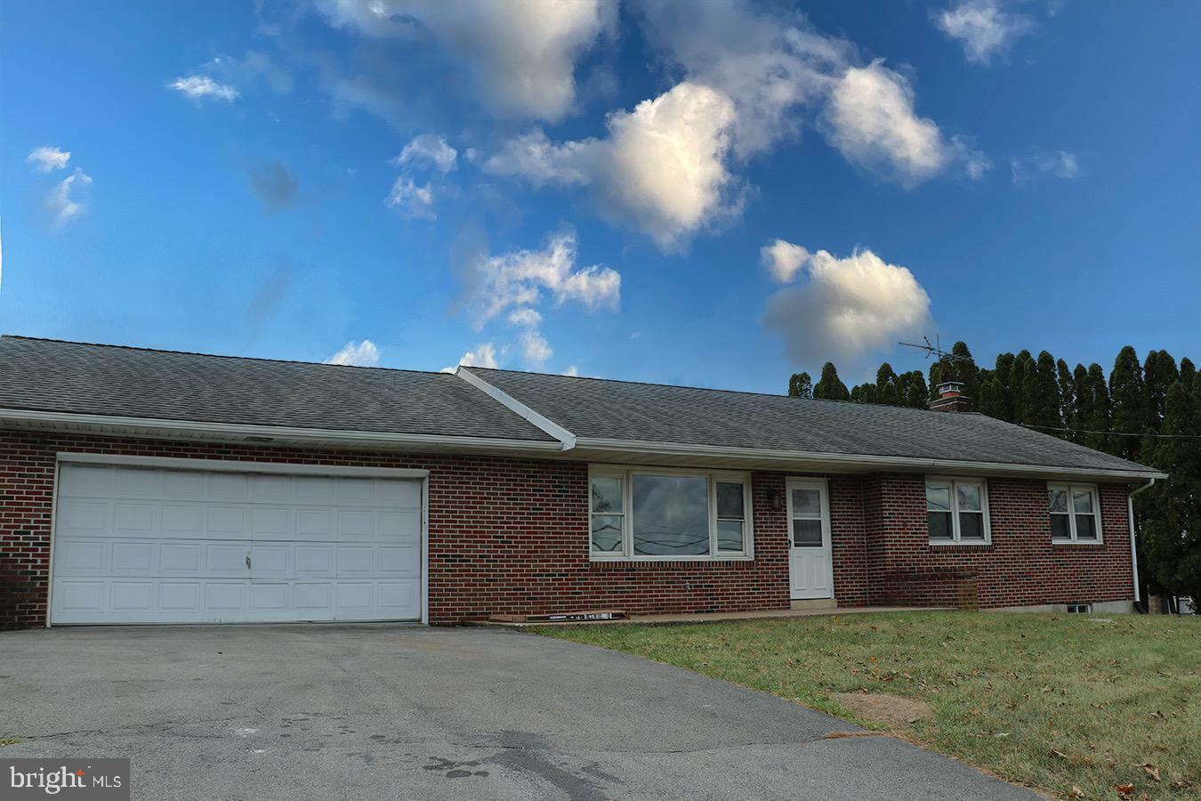 Property Photo:  560 Mohns Hill Road  PA 19608 