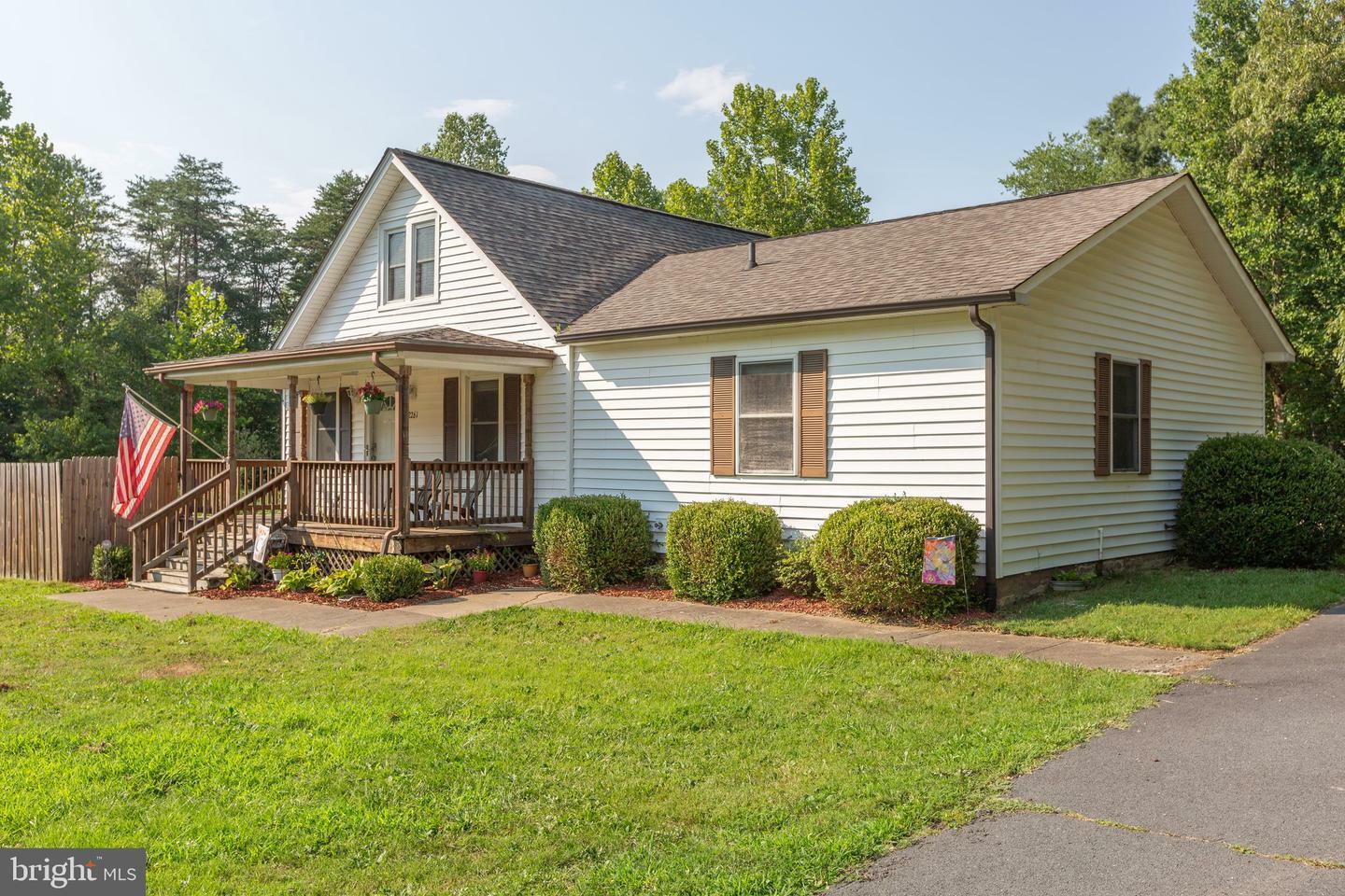 Property Photo:  2261 Germanna Highway  VA 22508 