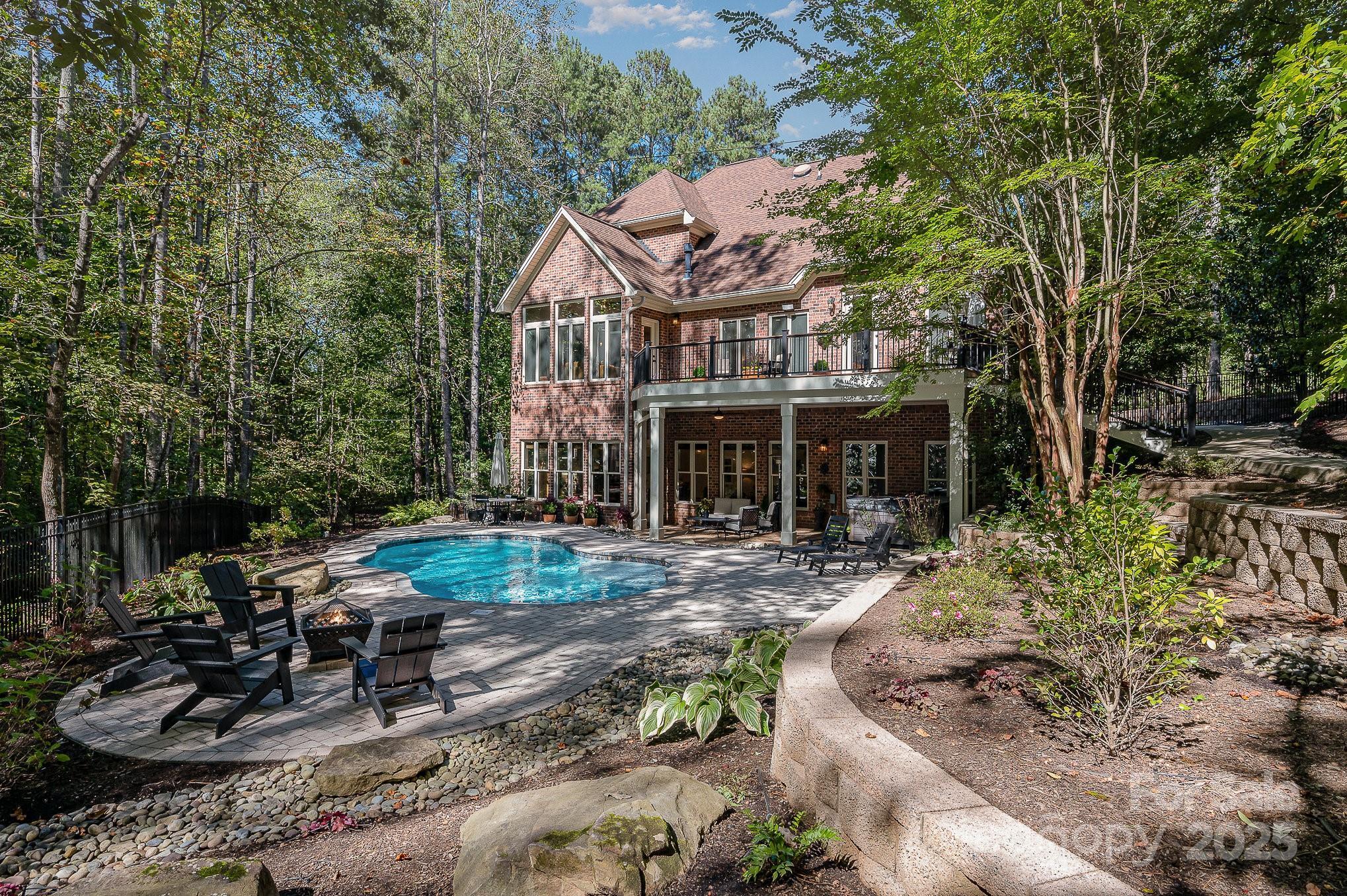 Property Photo: 7029 Pebble Bay Drive NC 28037