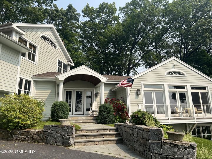 Property Photo:  201 Shore Road  CT 06830 