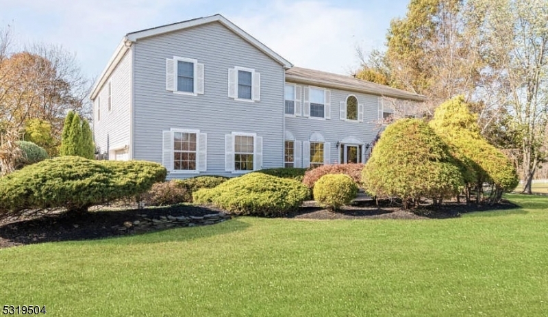 Property Photo:  11 Sedona Ct  NJ 08535 