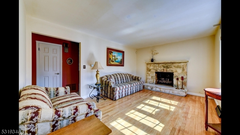 Property Photo:  935 Lincoln Ave  NJ 08835 