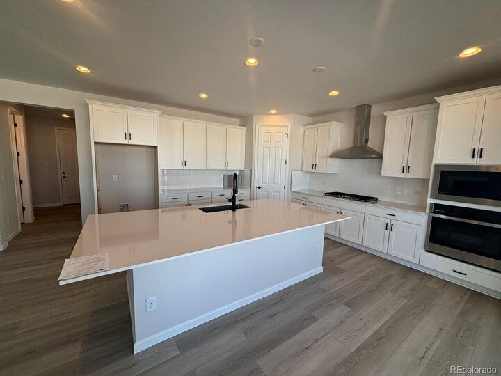 Home for sale in Aurora 7345 S Waterloo Way, Aurora, CO 80016