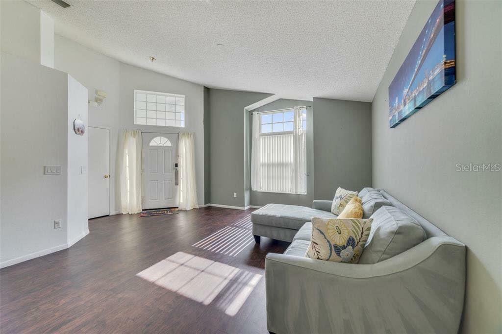 Property Photo:  203 Lake Davenport Estates Drive  FL 33897 