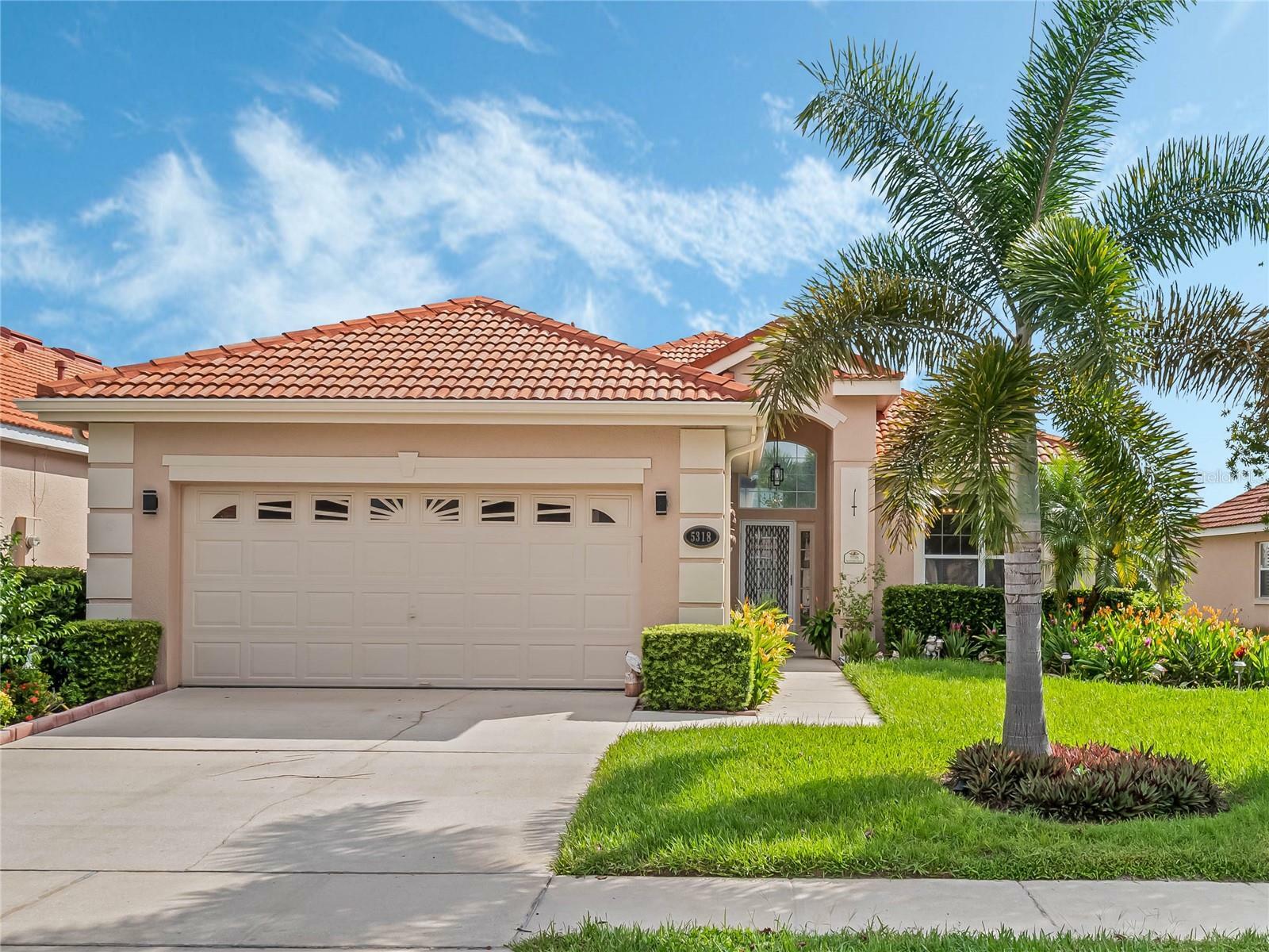 Property Photo:  5318 Watervista Drive  FL 32821 