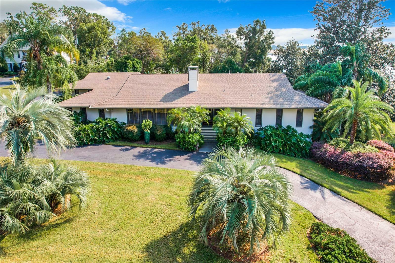 Property Photo:  1900 Country Club Drive  FL 32726 