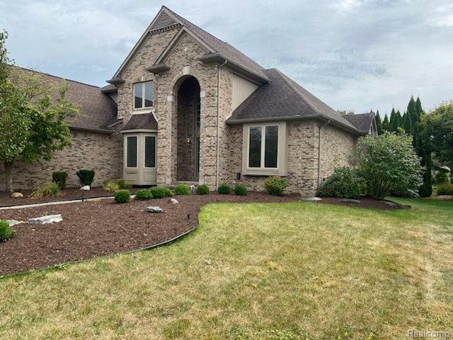 Property Photo:  43602 Vintage Oaks Drive  MI 48314 2058 