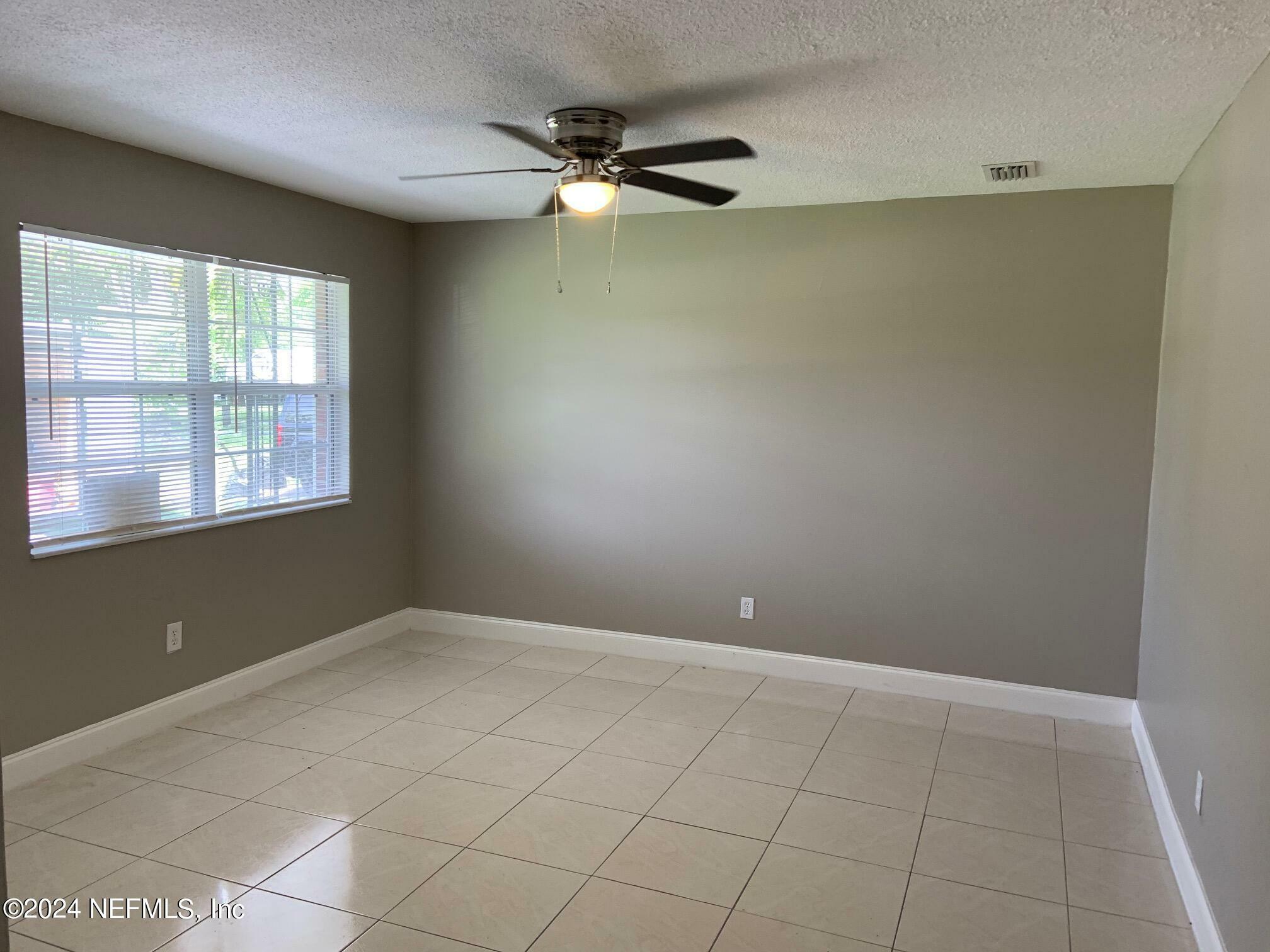 Property Photo:  7401 Jade Drive N  FL 32210 