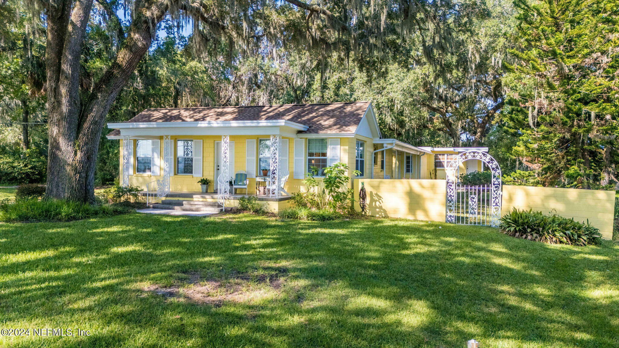 Property Photo:  630 River Road  FL 32073 