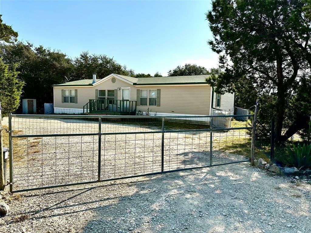 Property Photo:  1101 Ridge Drive S  TX 76033 