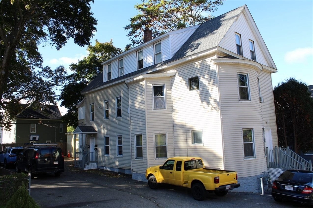 Property Photo:  13 Gilman Street  MA 01605 