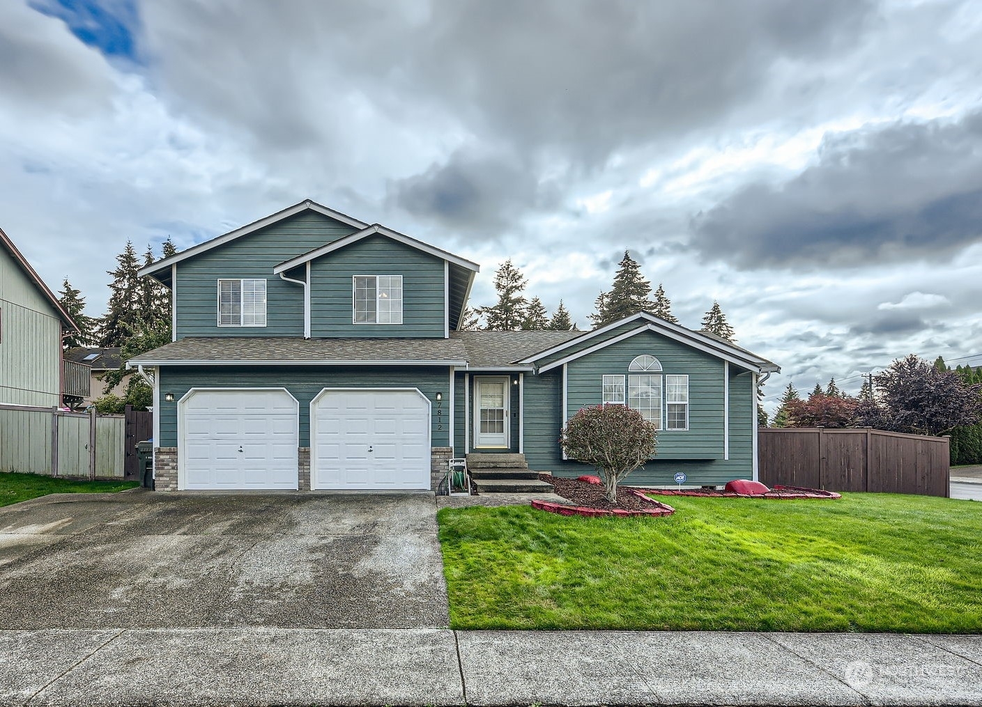 7812 196th Street E  Spanaway WA 98387 photo