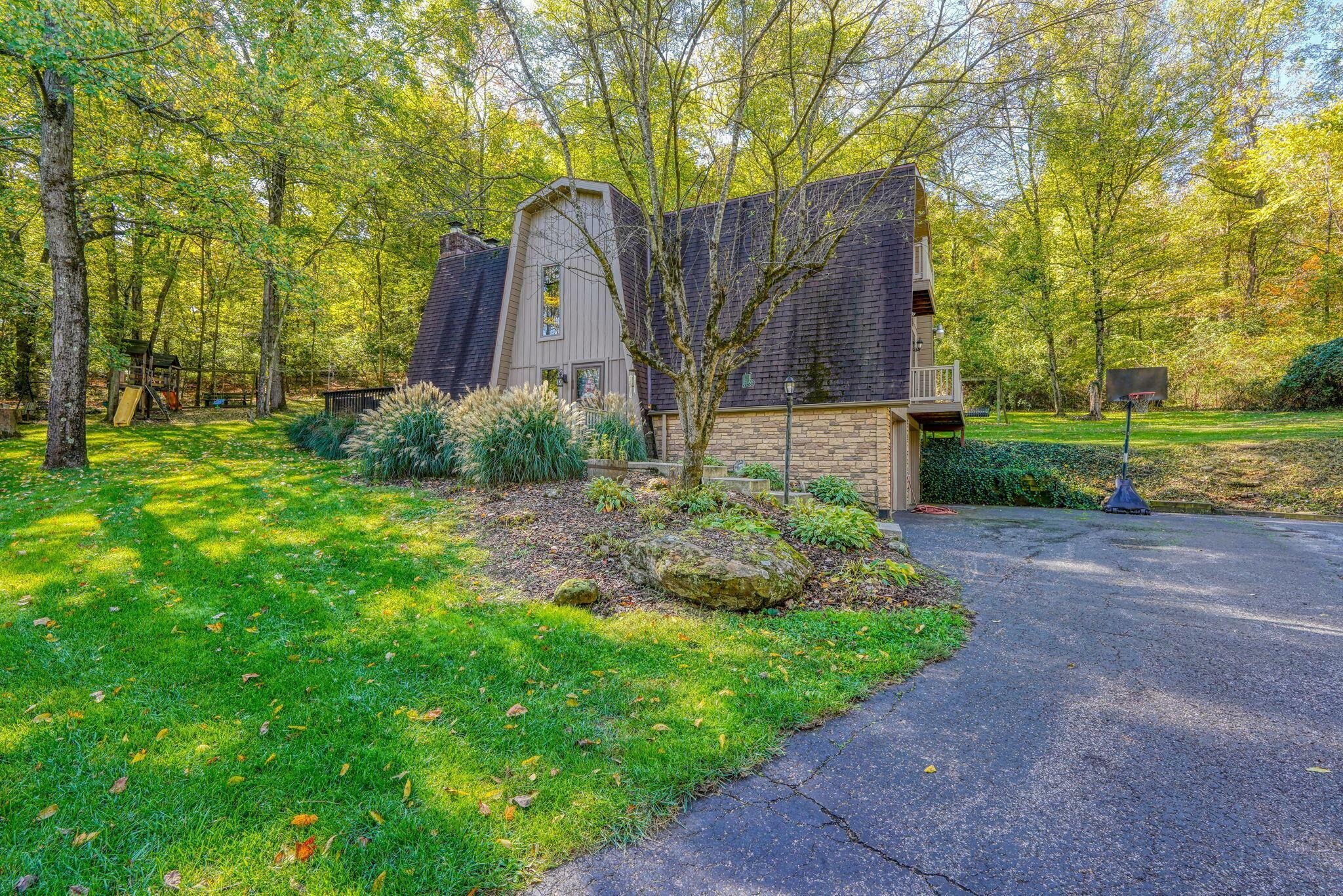 Property Photo:  2029 Boving Road SW  OH 43130 