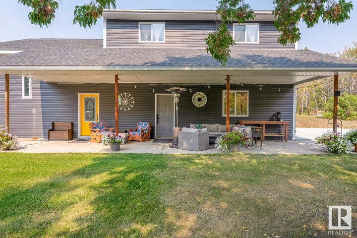 Property Photo: 63320 Rge Rd 454 AB T0A 2E0