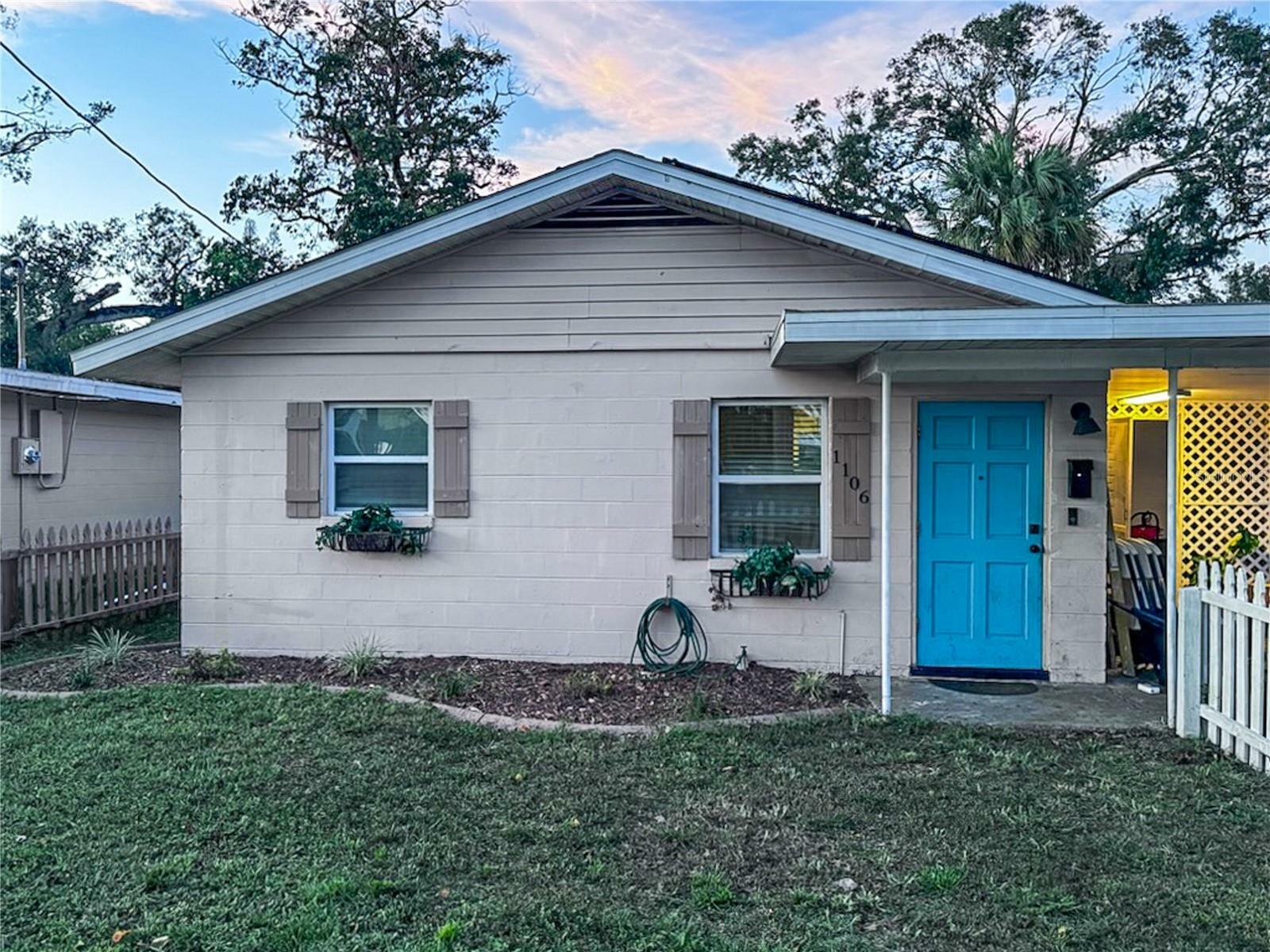 Property Photo:  1106 26th Ave W  FL 34205 