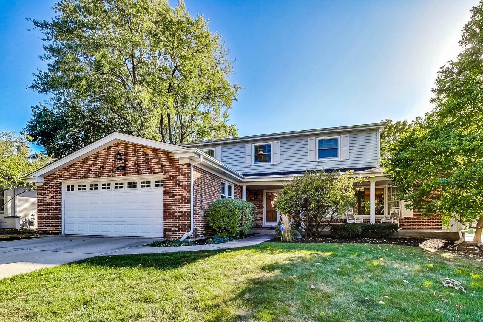 Property Photo:  1117 W Francis Drive  IL 60005 