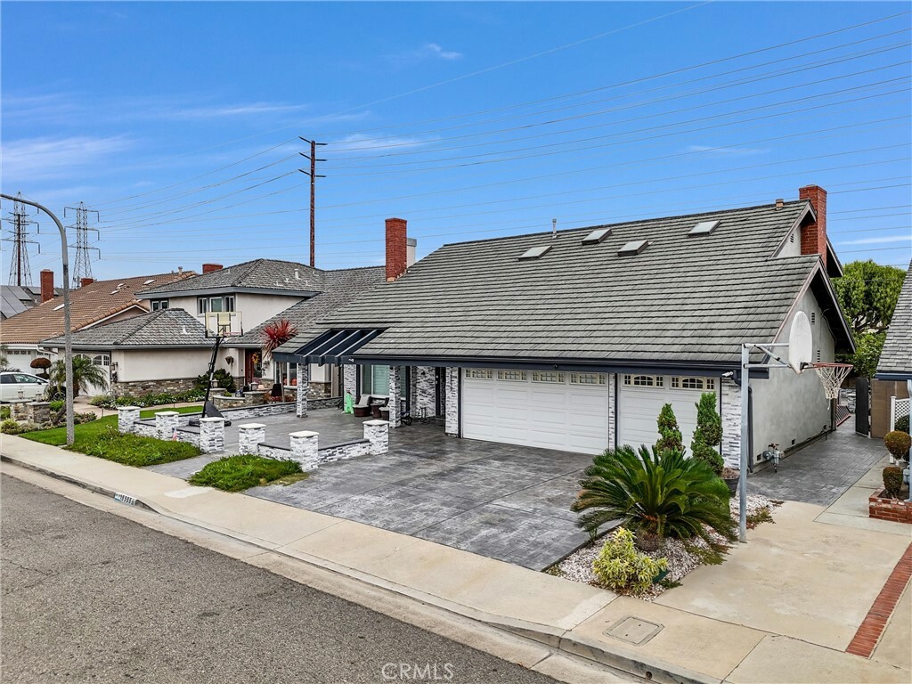 Property Photo:  18596 Santa Isadora Street  CA 92708 