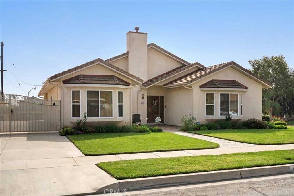 Property Photo:  1119 Devonshire Road  CA 92404 