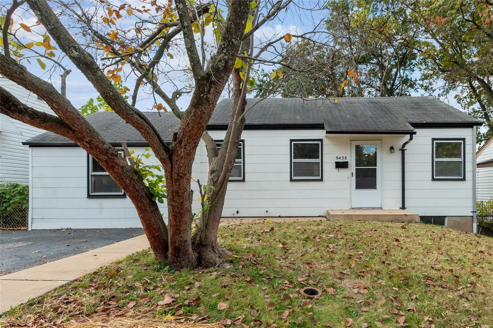 Property Photo:  9458 Minerva Ave  MO 63114 