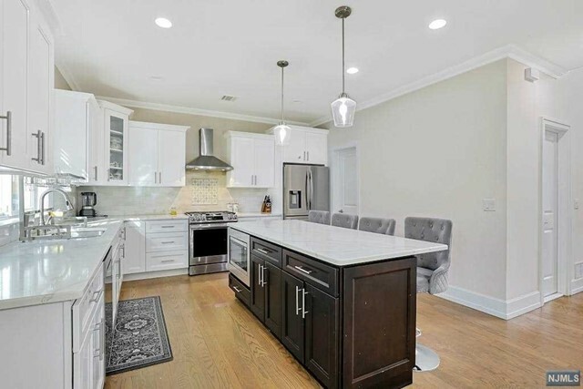 Property Photo:  16 Avenue A  NJ 07430 