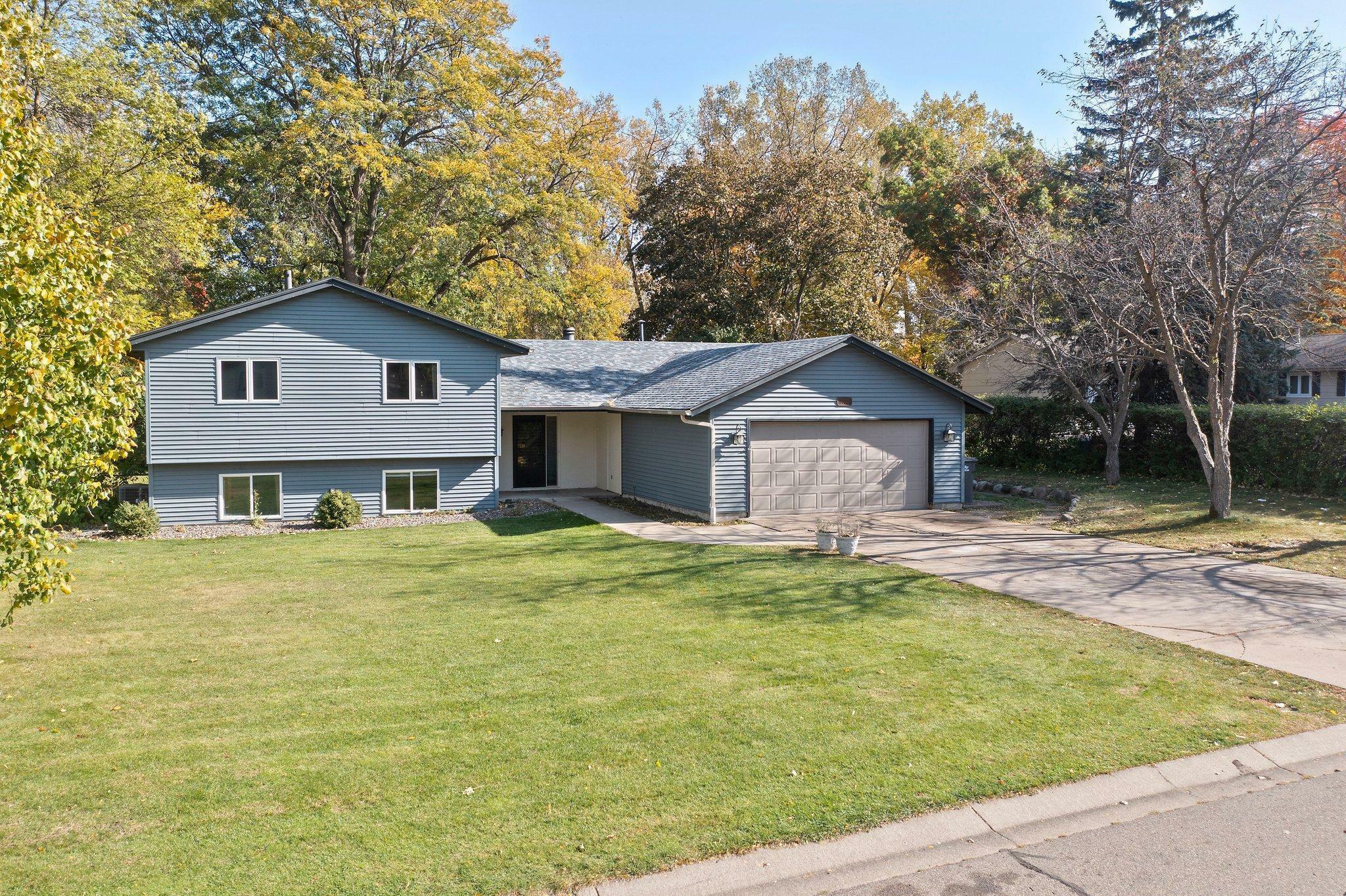 Property Photo:  3220 Ranier Lane N  MN 55447 