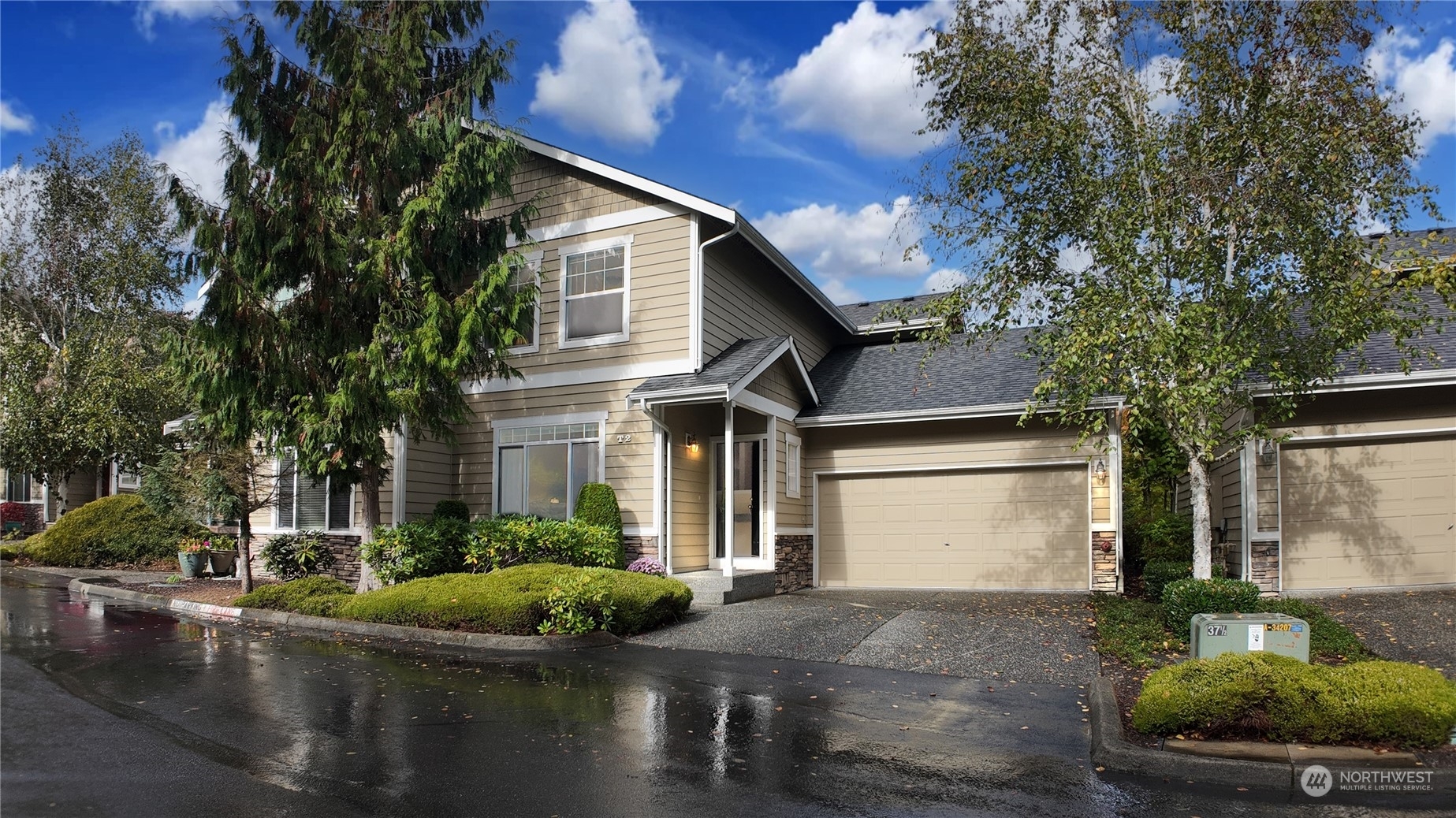 Property Photo:  5300 Glenwood Avenue T2  WA 98203 