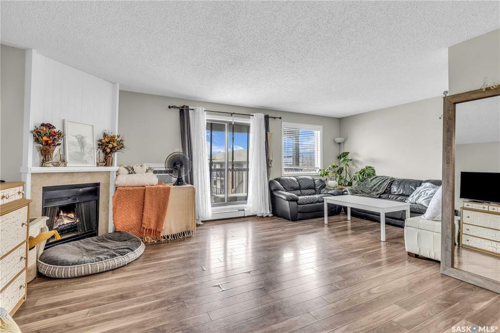 Property Photo:  325 Kingsmere Boulevard 304  SK S7J 4J6 