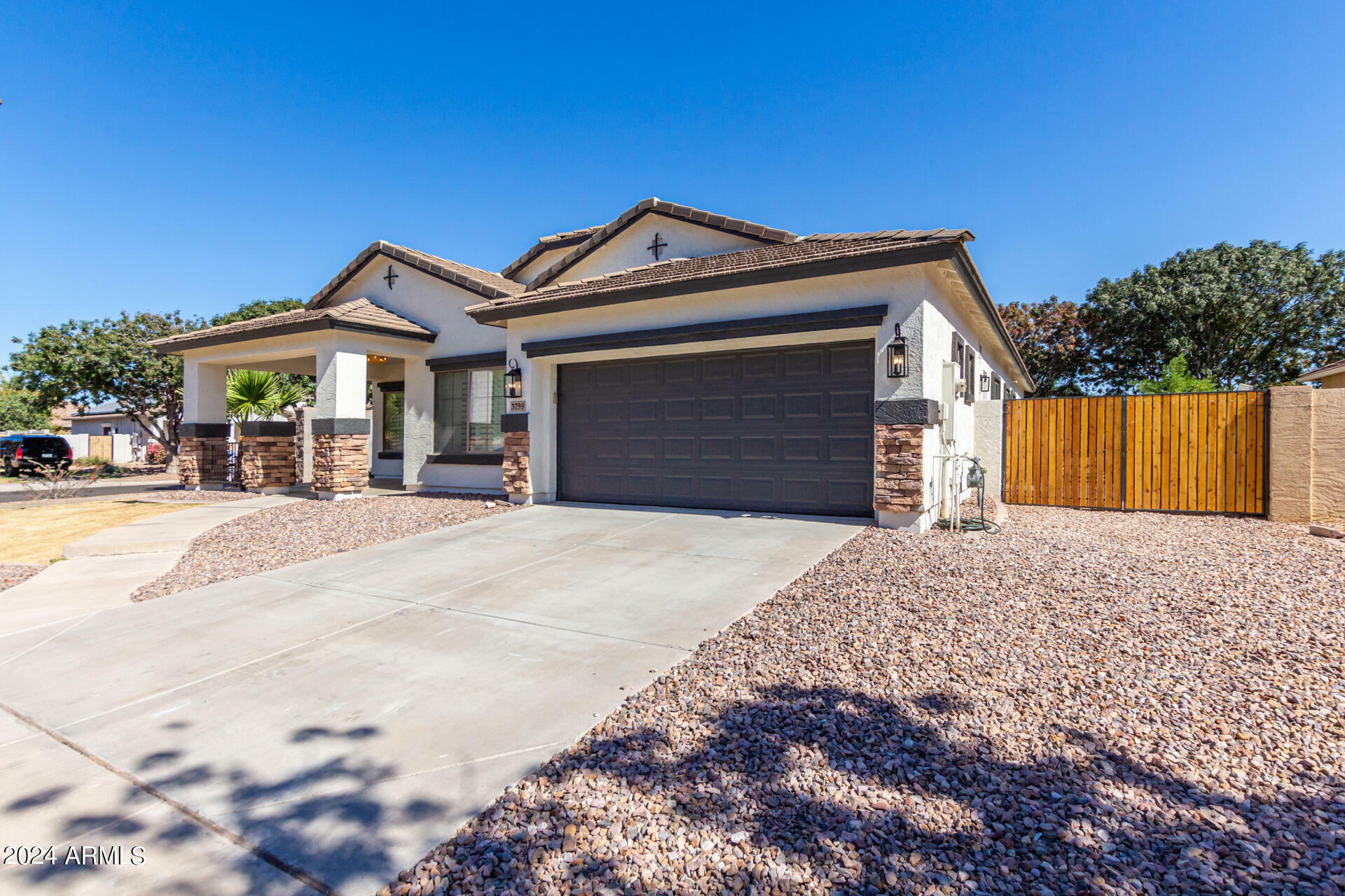 Property Photo:  3759 S Dew Drop Lane  AZ 85297 