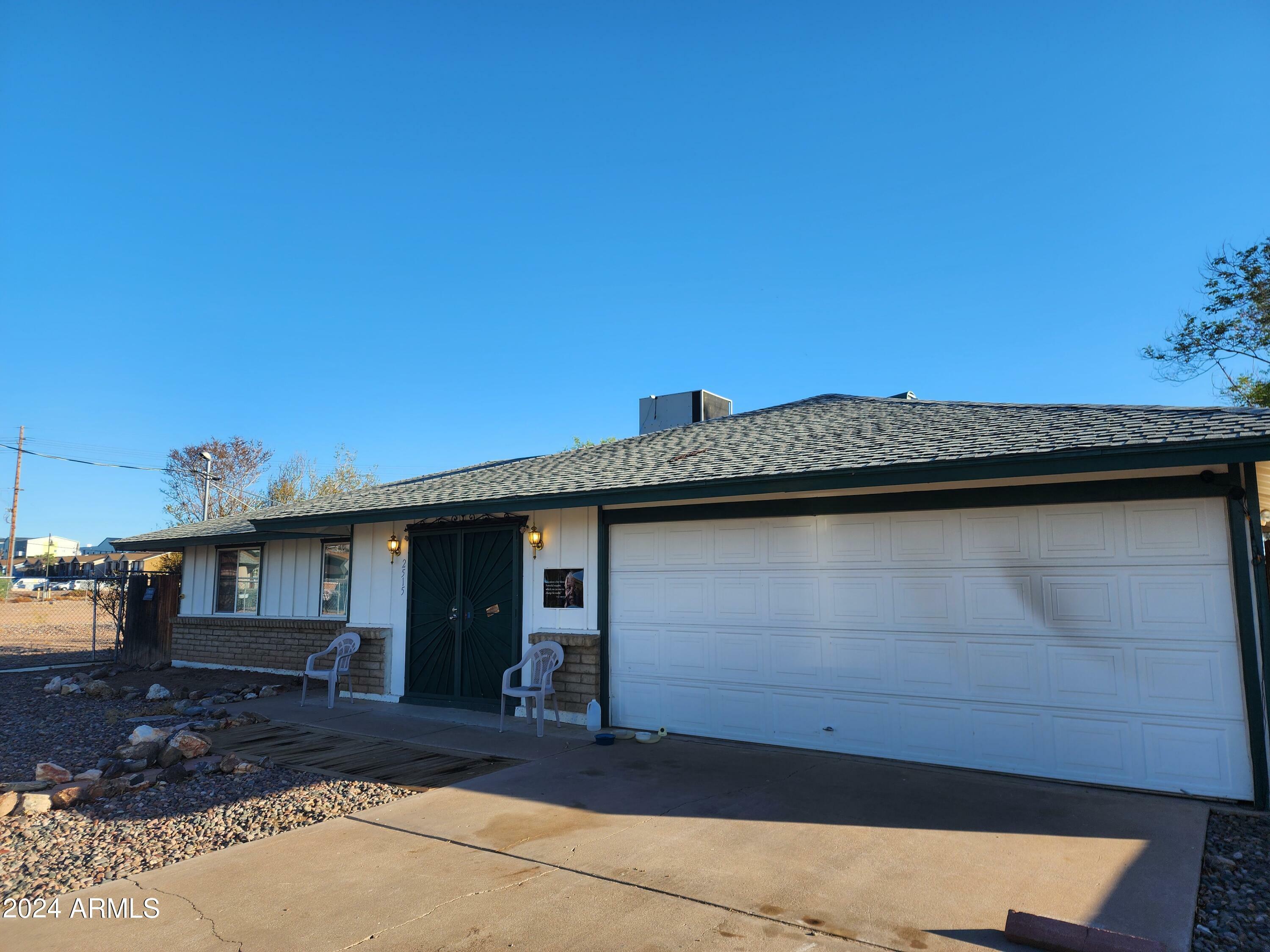 Property Photo:  2515 E McArthur Drive  AZ 85288 